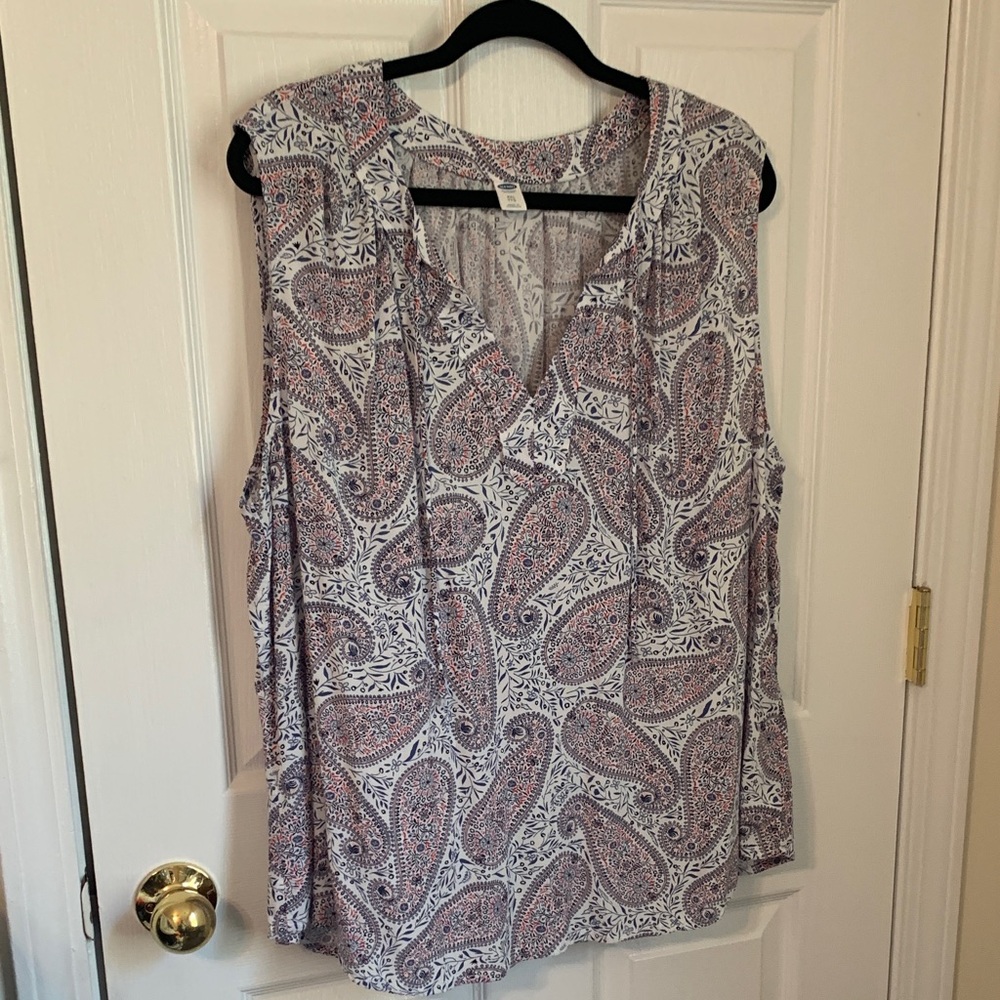 Old Navy xxl sleeveless paisley top